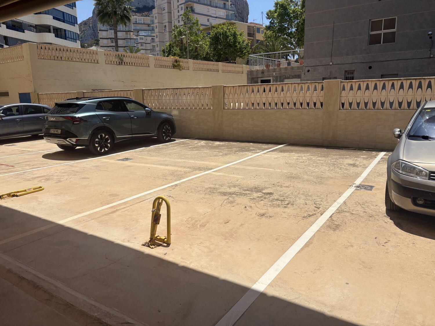 Parking -
                              Calpe -
                              0 chambres -
                              0 occupants